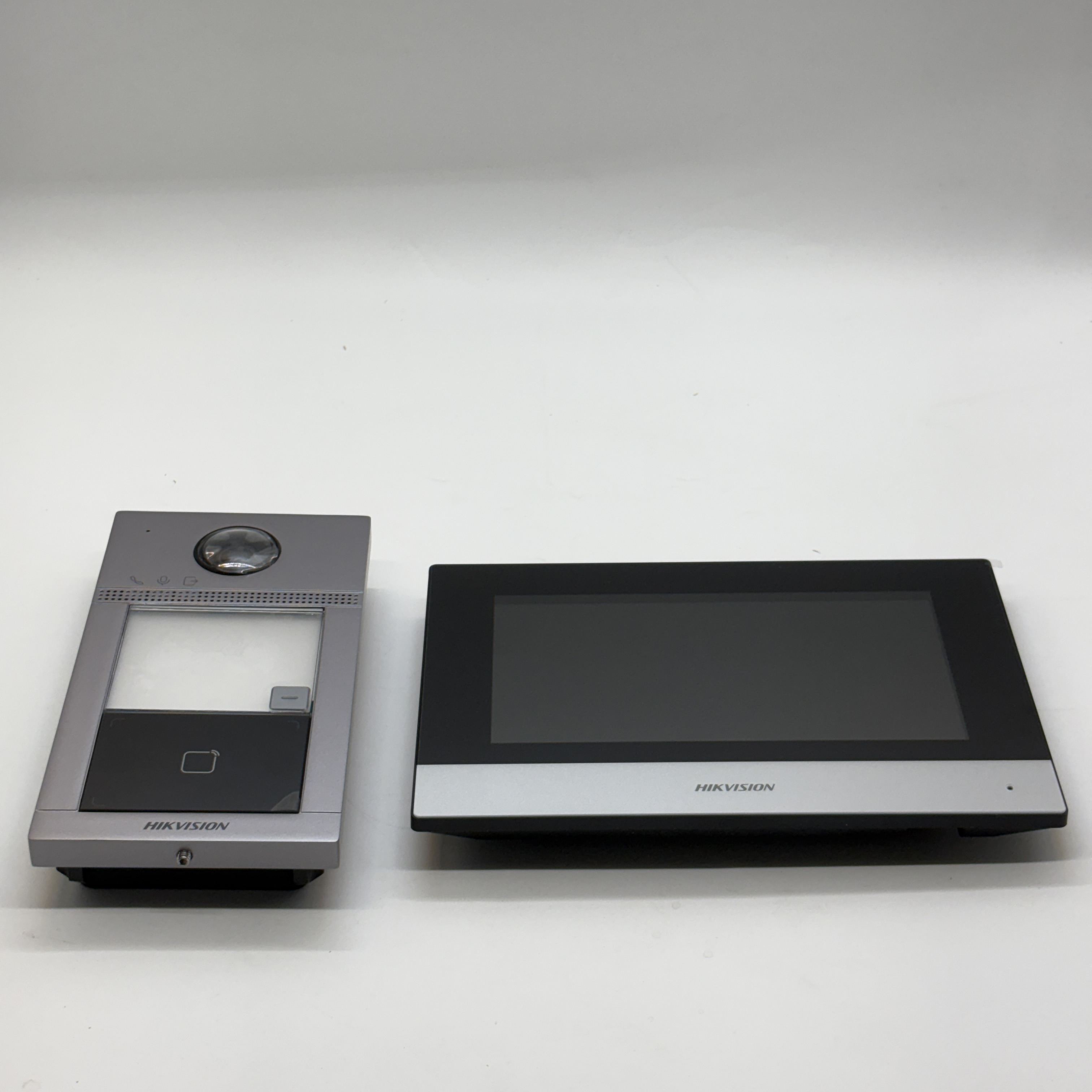 Hikvision DS-KIS604-P(C) Video - Home Security System Hikvision recensie en prijs